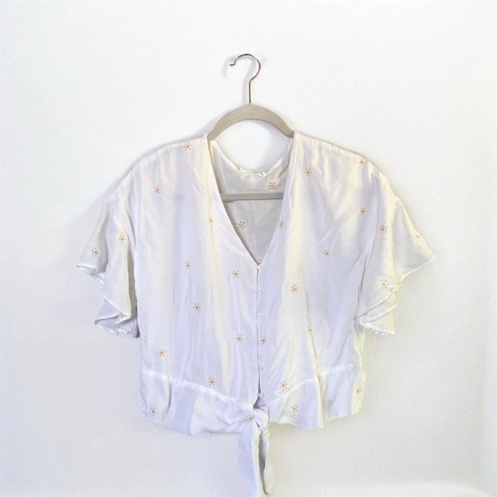 Lush White Yellow Floral Button Down Tie Front Blouse Top Size XLarge